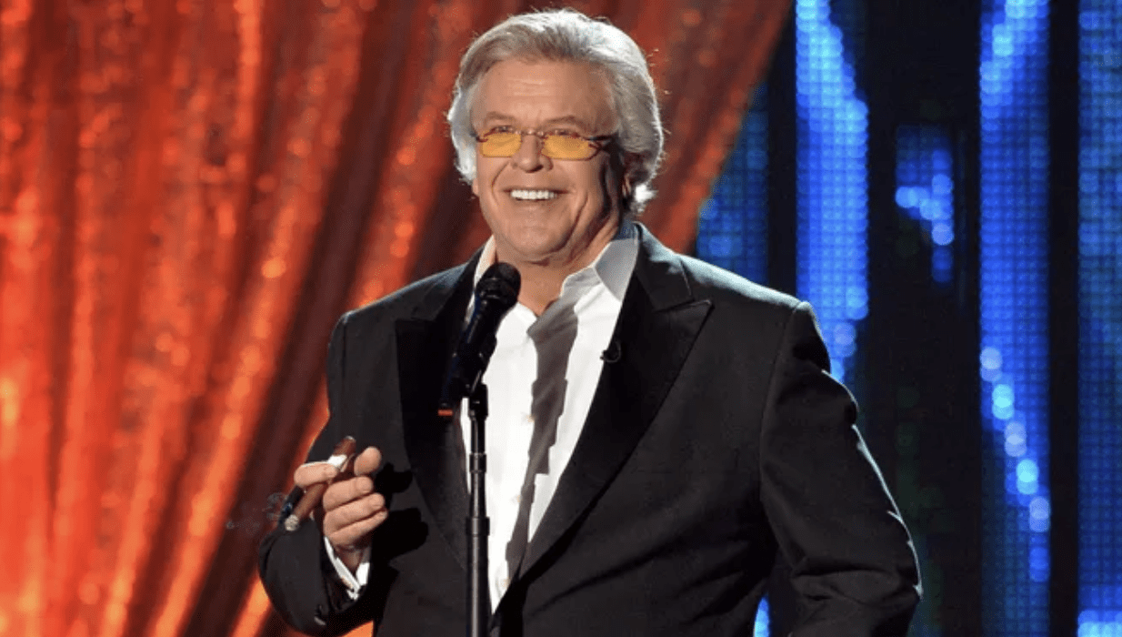Ron White: The Comedian with a Cigar and Scotch Who Lucked Out to Reach